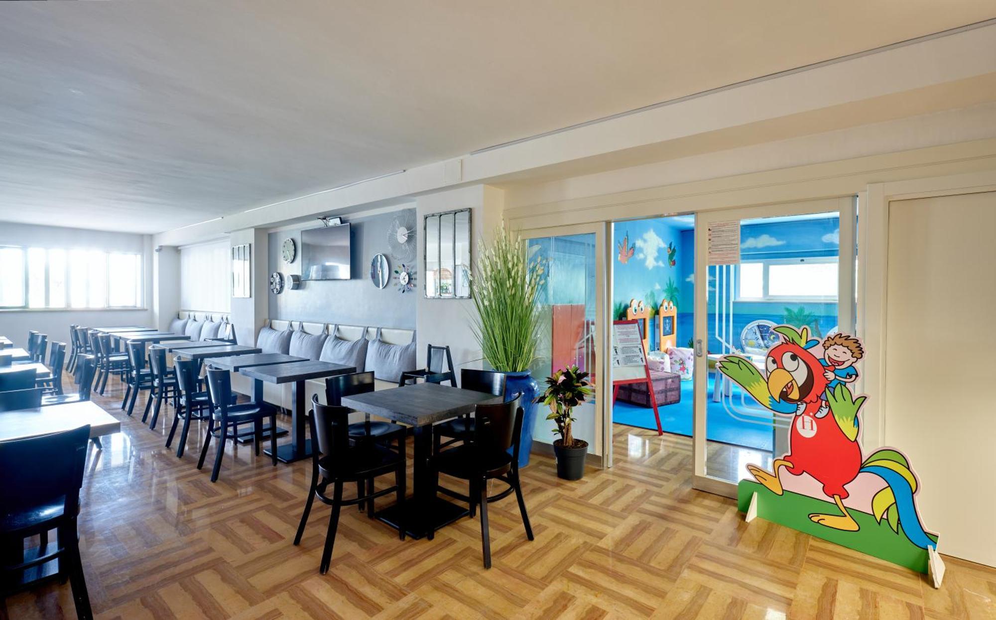 Una Hotels Imperial Beach Hotel Marotta Bagian luar foto