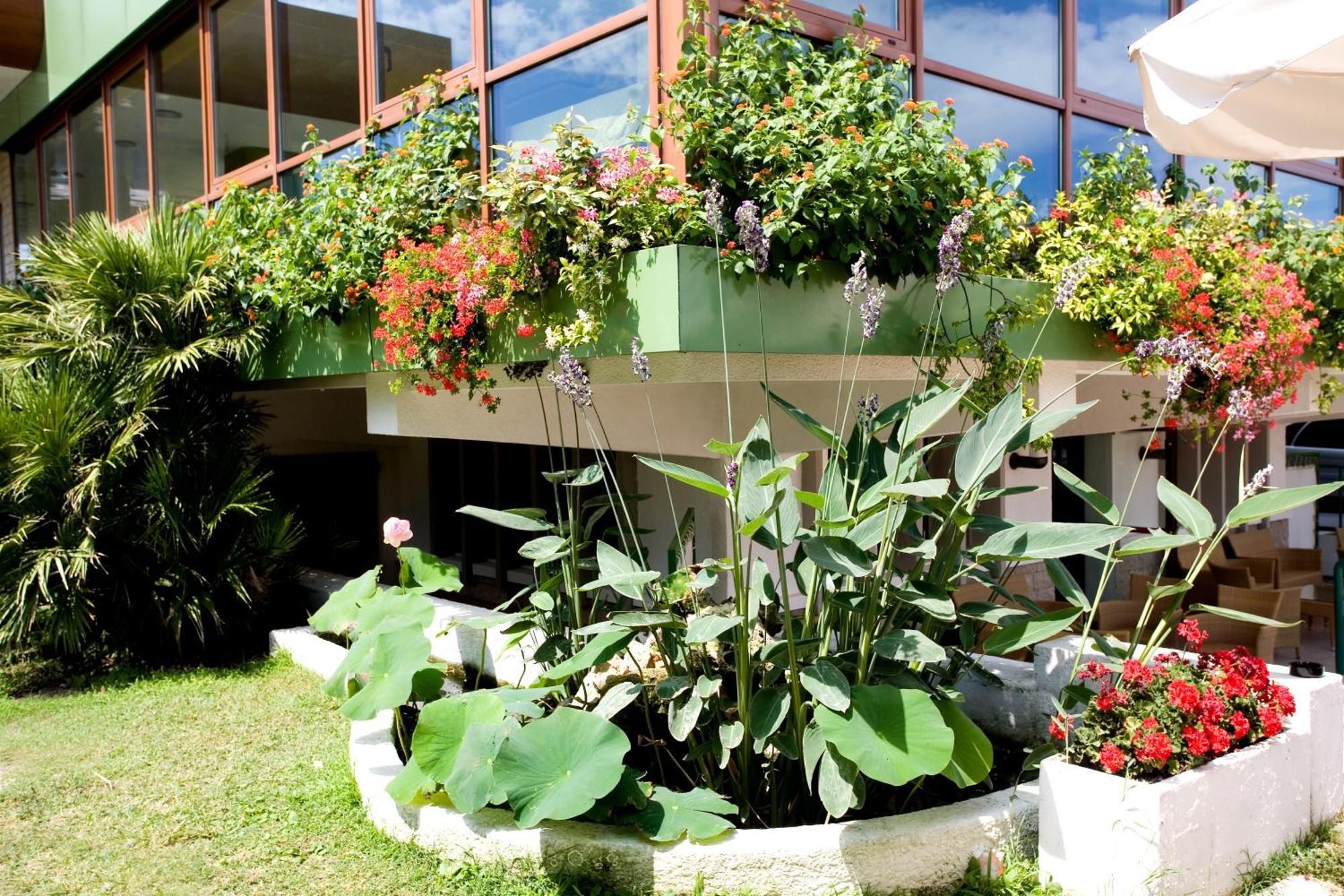 Una Hotels Imperial Beach Hotel Marotta Bagian luar foto